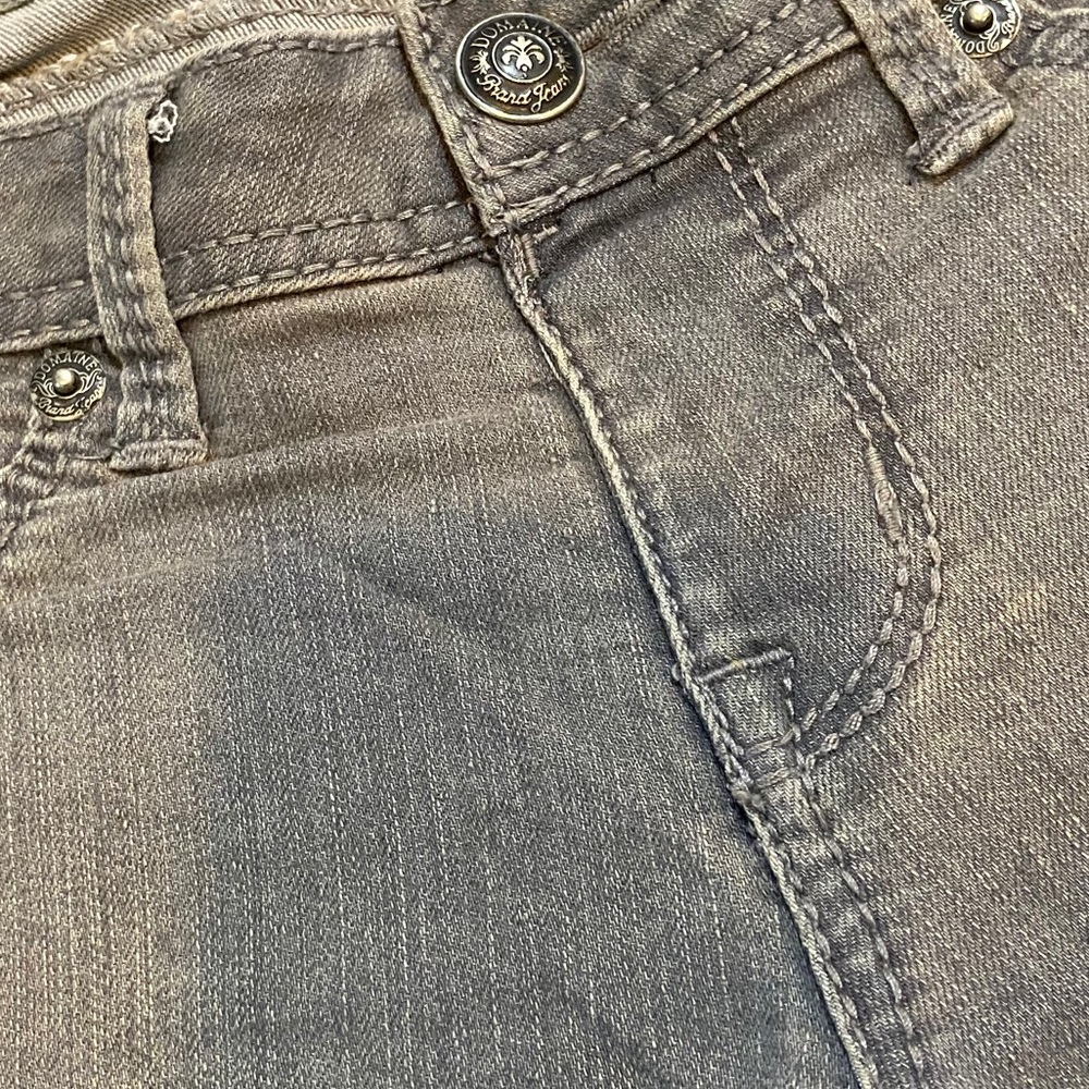 Grey jeans